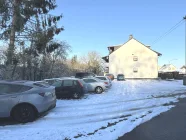 Parkplatz am Objekt