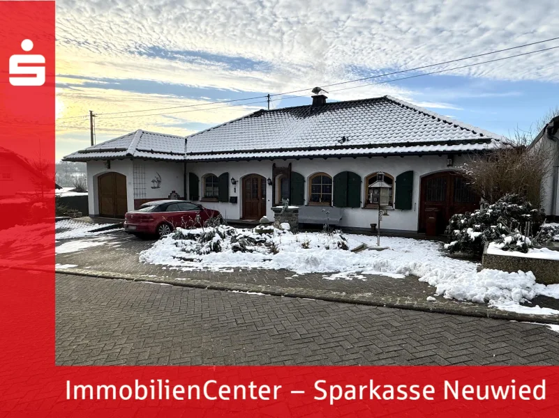 Außenansicht - Haus kaufen in Dierdorf - Hochwertiger Bungalow im Landhausstil