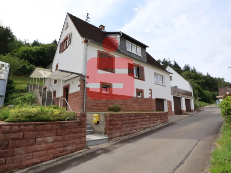  - Haus kaufen in Weidenthal - Zweifamilienhaus mit Traumgarten und Panorama Terrasse