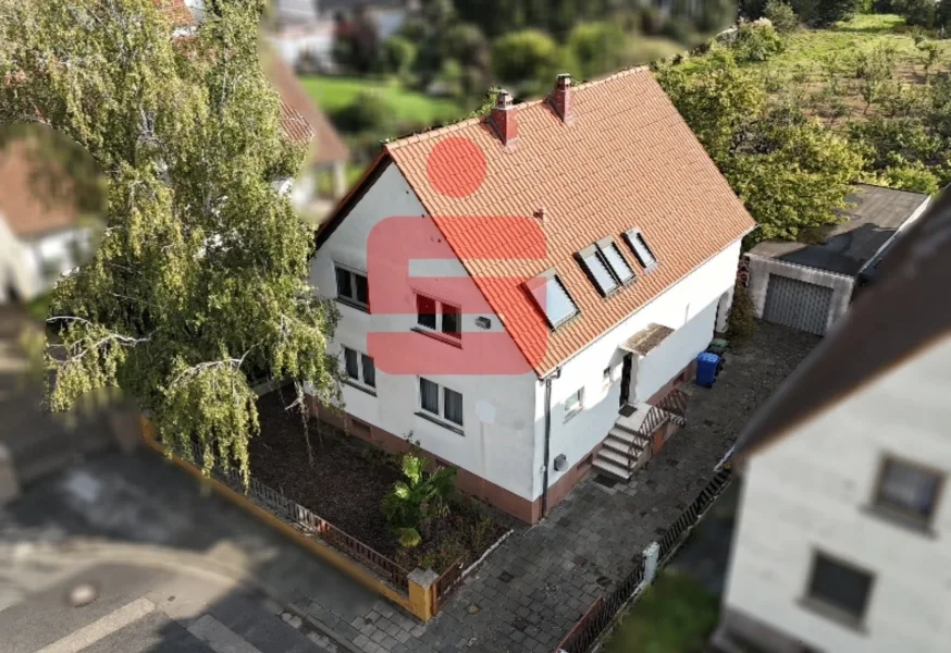  - Haus kaufen in Haßloch - Zweiparteienhaus mit Bauplatz in zweiter Reihe in guter Lage von Haßloch 