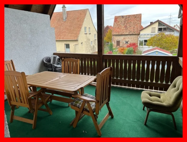 Balkon im OG - Haus kaufen in Wörth - Gemütliches Haus in ruhiger Wohnlage