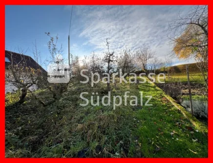 Nordansicht nach Süden - Grundstück kaufen in Ranschbach - Baugrundstück in Randlage mit schönem Ausblick 