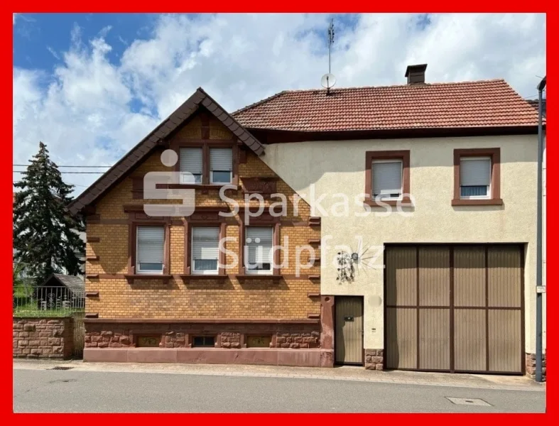 Ansicht - Haus kaufen in Ranschbach - Wohnhaus mit großem Nebengebäude, Hof und Garten 