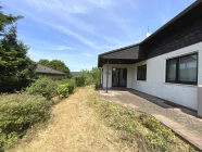 Terrasse mit Garten