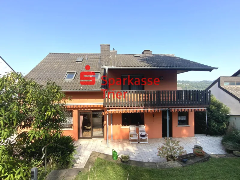 Rückansicht - Haus kaufen in Wasserliesch - Freistehendes Einfamilienhaus in beliebter Höhenlage von Wasserliesch!