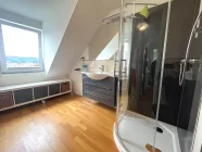 Badezimmer Dachgeschoss