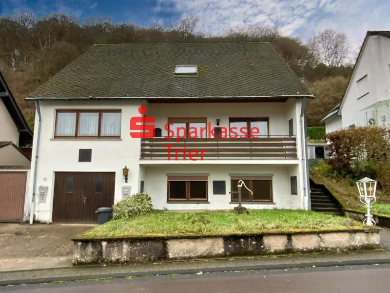 Frontansicht - Haus kaufen in Wasserliesch - Großzügiges Einfamilienhaus in beliebter Höhenlage von Wasserliesch!