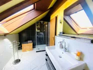 Badezimmer DG