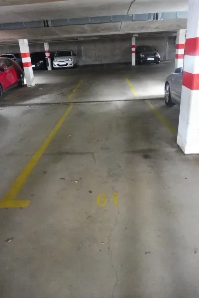 Tiefgaragenstellplatz 