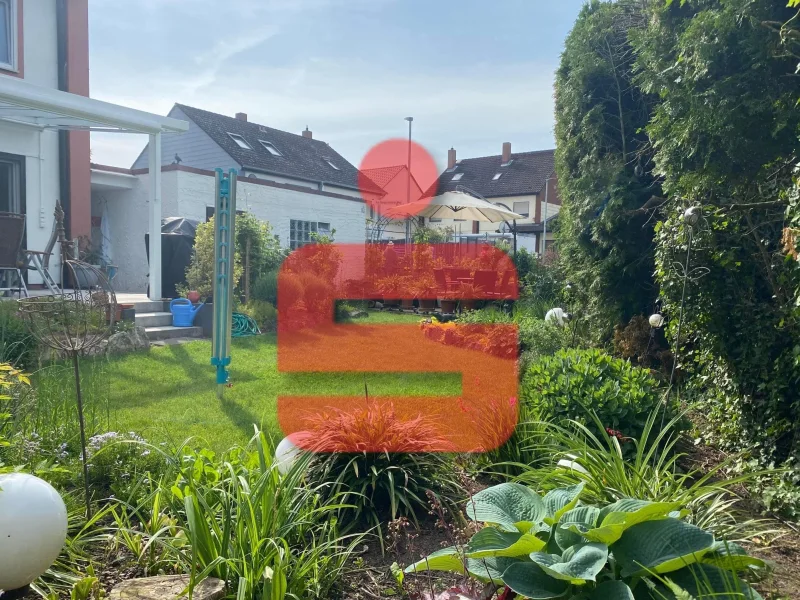 Gartenansicht - Haus kaufen in Hahnheim - Auf die Lage kommt es an!
