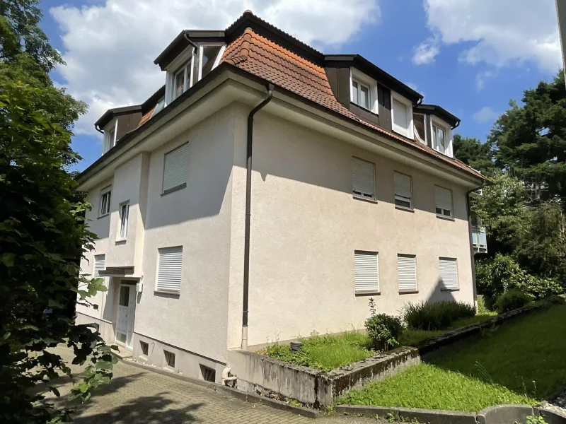 Außenansicht - Wohnung kaufen in Baden-Baden - Helle 2-Zimmer ETW in ruhiger Lage mit Terrasse und TG-Stellplatz