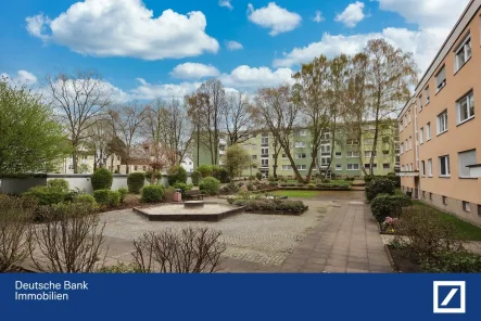 Innenhof - Wohnung kaufen in Dortmund - Einziehen und wohlfühlen! Renovierte 3-Zimmer-Wohnung mit Balkon in ruhiger Lage von DO-Brackel!