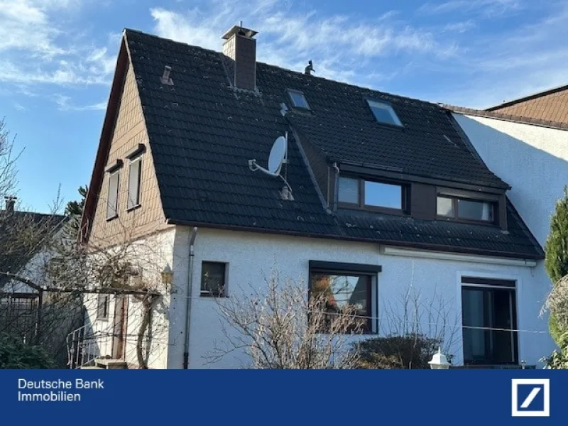 1_Ostansicht - Haus kaufen in Dortmund - Einfamilienhaus auf Erbbaurechtsgrundstück -Beliebte Wohngegend im Dortmunder Süden 