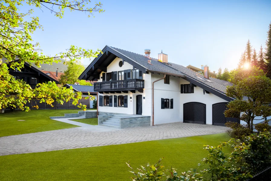 Landhaus - Haus kaufen in Bad Wiessee - Bad Wiessee: Modernes Landhaus mit Außenpool