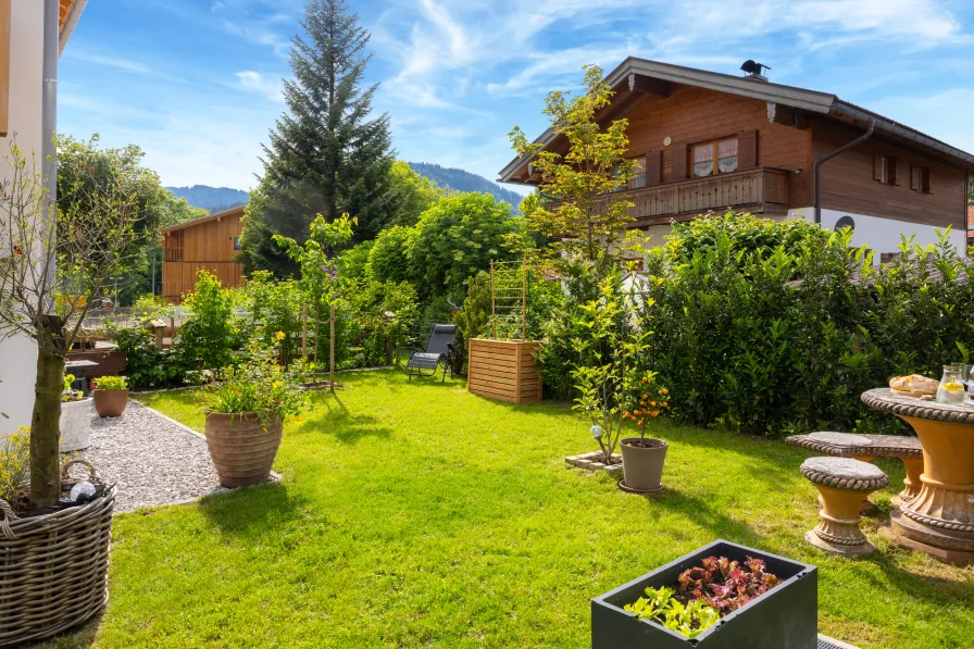 Großzügiger Garten