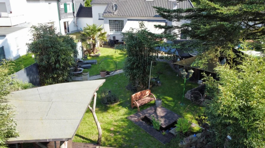 Garten hinten