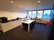 Büro 2 möbeliert