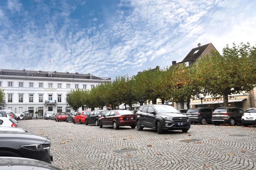 Marktplatz - gleich gegenüber