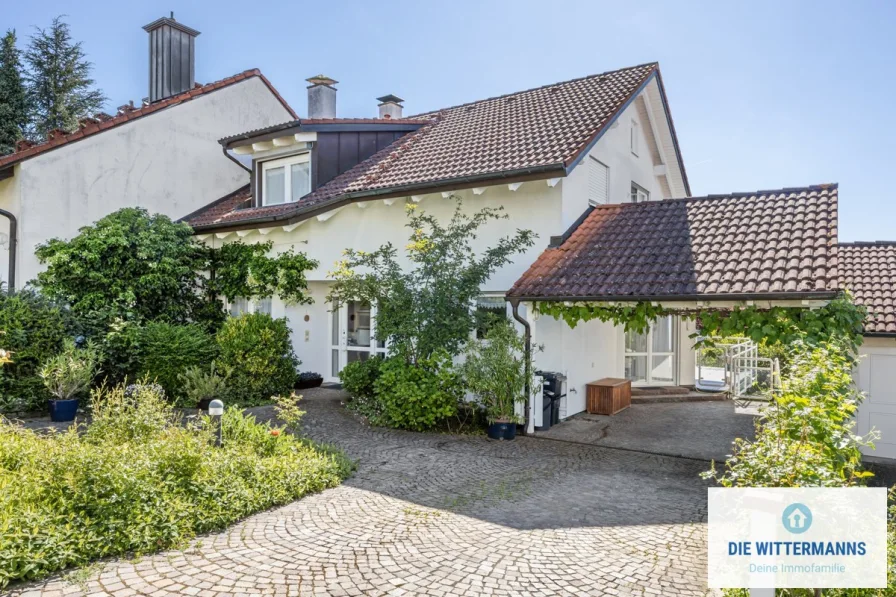 Hauseingang - Haus kaufen in Lörrach - Einfamilienhaus in Doppelhausform in Lörrach - mit grandioser Aussicht !!!