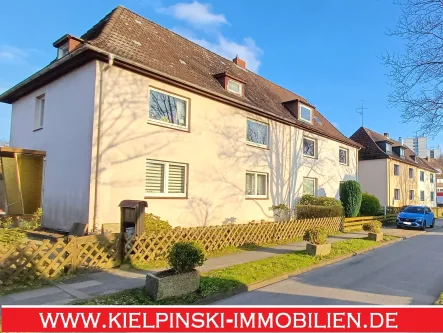 Solide DHH - Haus kaufen in Hamburg - Gut instand gehalten: Freie DHH mit 3 Wohnungen in Wilstorf