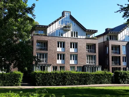 Aussenansicht - Wohnung mieten in Hamburg - Tolle Wohnung direkt am Alsterlauf und Haynspark