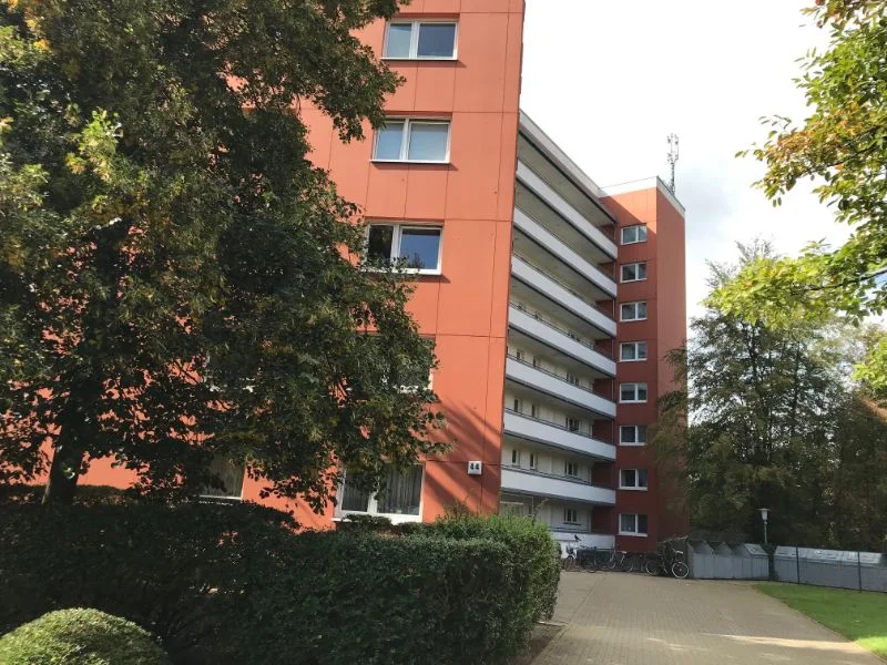 Außenansicht - Wohnung mieten in Ahrensburg - Helle und moderne Singlewohnung mit Balkon