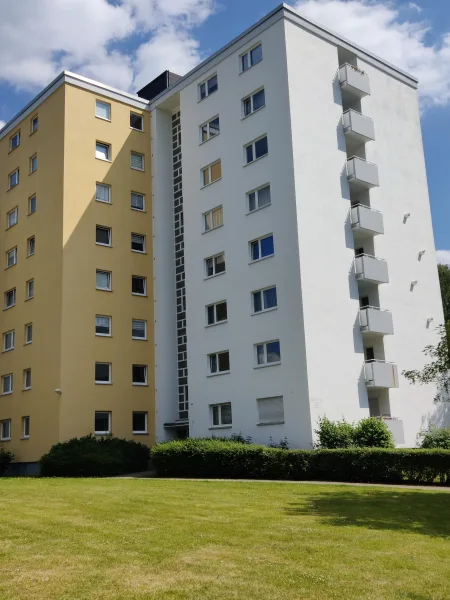 Aussenansicht - Wohnung mieten in Braunschweig - Gut geschnitten und geräumig