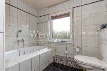 Badezimmer EG