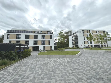 Aussenansicht - Wohnung mieten in Pinneberg - Wohnen an der Mühlenau - Tolle Wohnung mit Balkon