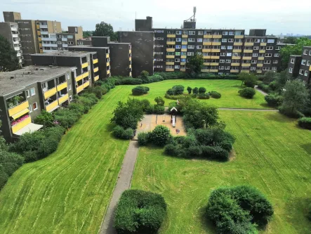 Aussenansicht - Wohnung mieten in Hannover - Viel Platz - Schöne Singlewohnung mit Balkon