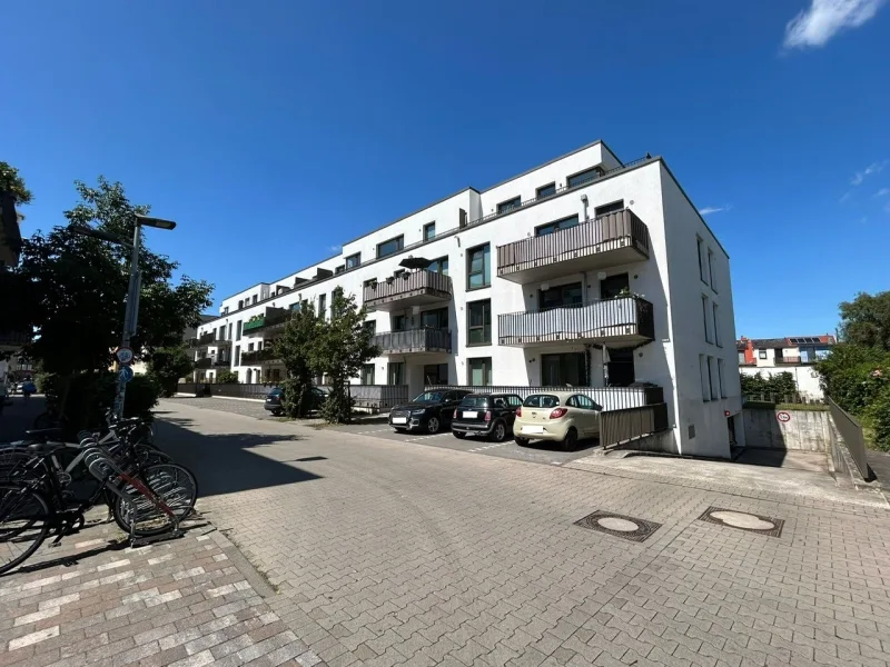 Außenansicht  - Wohnung mieten in Bremen - Familienfreundliche Wohnung mit sonnenverwöhnter Dachterrasse!