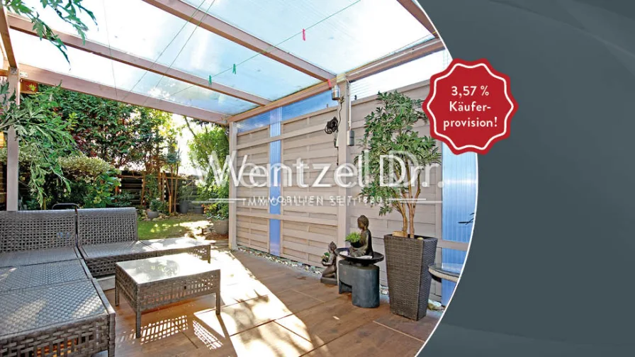 Terrasse - Haus kaufen in Glinde - 5-Zimmer-Doppelhaushälfte mit zwei Stellplätzen in rückwärtiger Wohnlage