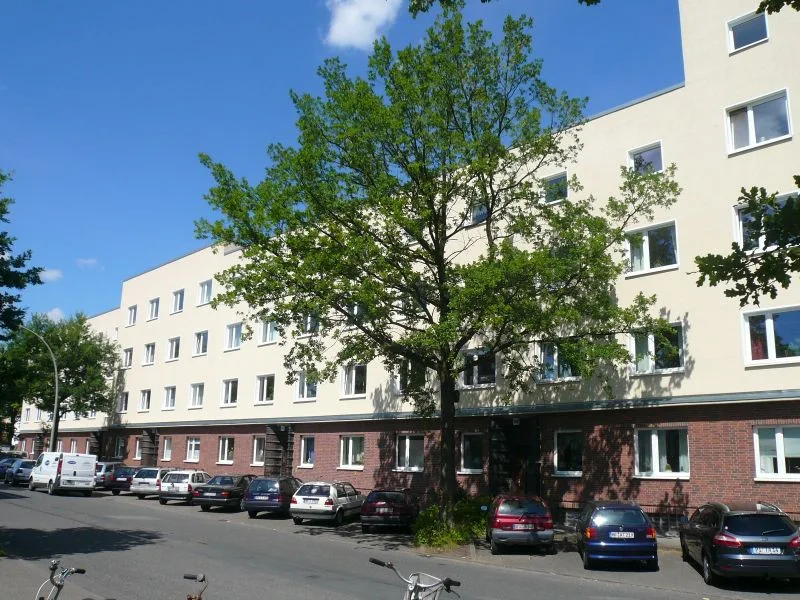 Aussenansicht - Wohnung mieten in Hamburg - Charmante 3-Zimmer-Wohnung in Hamburg-Bahrenfeld mit Balkon!