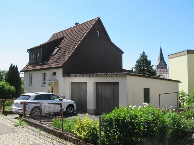 001 Whs mit Doppelgarage - Haus kaufen in Sachsenheim - Einfamilienhaus in ruhiger Wohnlage von Kleinsachsenheim