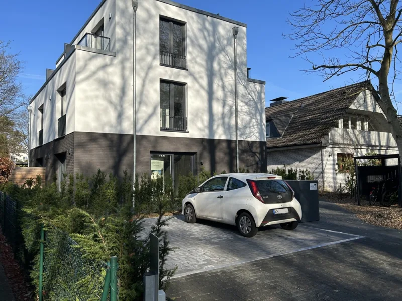 Strassenansicht II