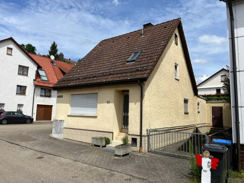 Ansicht - Haus kaufen in Heidenheim - Alternative zur Eigentumswohnung! kleines Einfamilienhaus in Heidenheim-Schnaitheim zu verkaufen.