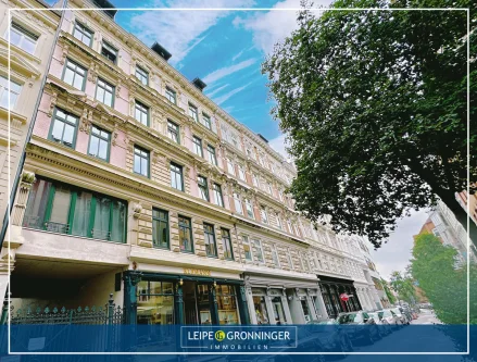 Titelbild  - Wohnung kaufen in Hamburg - Zentraler geht es kaum! Vermietete 4-Zi. – ETW in denkmalgeschützem Jahrhundertwende – Haus
