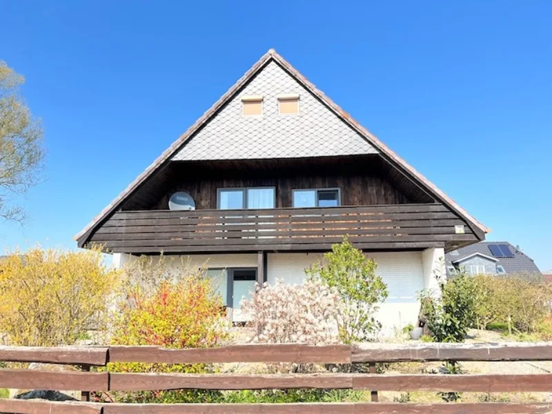 Hausansicht - Haus kaufen in Lübeck - VERKAUFT ! Einfamilienhaus in Lübeck OT Niendorf Moisling zu verkaufen.