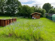 Garten mit Gartenhaus