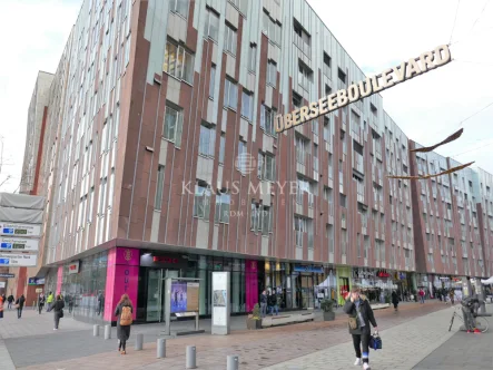 Fußgängerzone  - Laden/Einzelhandel mieten in Hamburg - PROVISIONSFREI - Retailstandort in der HafenCity - SUMATRA KONTOR -