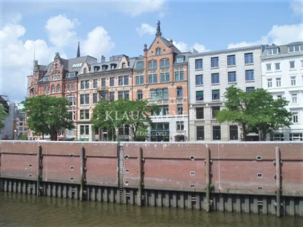 Ansicht - Büro/Praxis mieten in Hamburg - Blick auf die Speicherstadt - historisches Büroensemble - Zippelhaus - PROVISIONSFREI