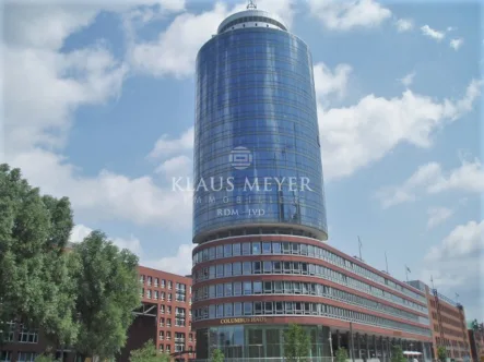 Ansicht - Büro/Praxis mieten in Hamburg - "Columbus Haus" - 7. OG mit Kühlung und Terrasse  über Klaus Meyer Immobilien provisionsfrei mieten