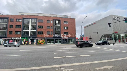 Außenbild Straße - Laden/Einzelhandel mieten in Hamburg - + Top Einzelhandelsfläche im Neubau +