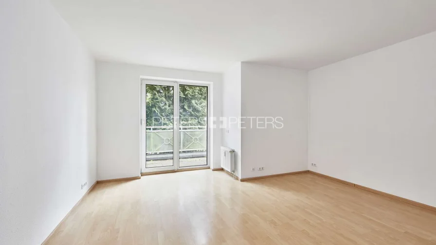 Schlafzimmer mit Westbalkon