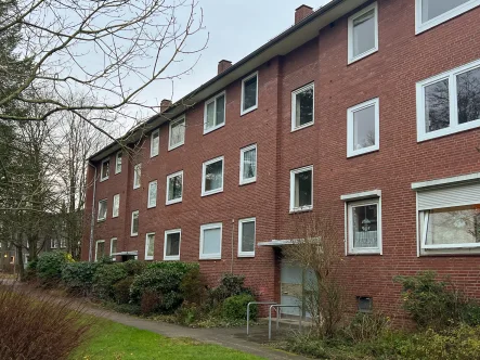 Ansicht Hauseingang - Wohnung kaufen in Hamburg - RESERVIERT - Gepflegte Erbpachtanlage: Freie 3-Zimmer Wohnung