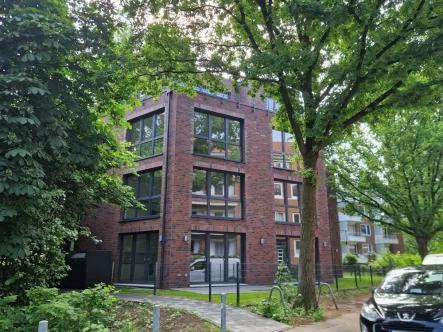 Hausansicht - Wohnung mieten in Hamburg-Fuhlsbüttel - Neubau-Erdgeschosswohnung mit Terrasse in Fuhlsbüttel