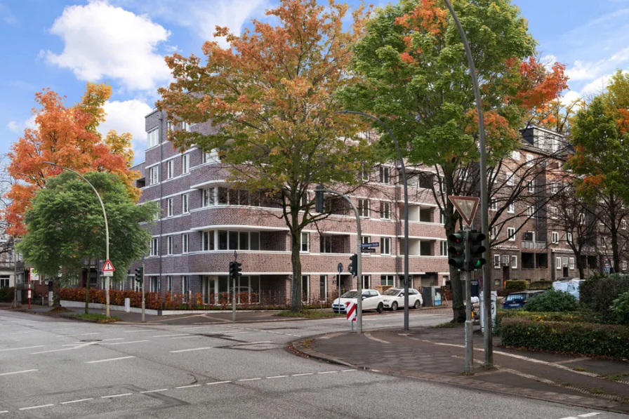 _Hausansicht - Wohnung kaufen in Hamburg / Barmbek-Nord - Zur Selbstnutzung oder als Kapitalanlage - auf jeden Fall eine gute Investition!