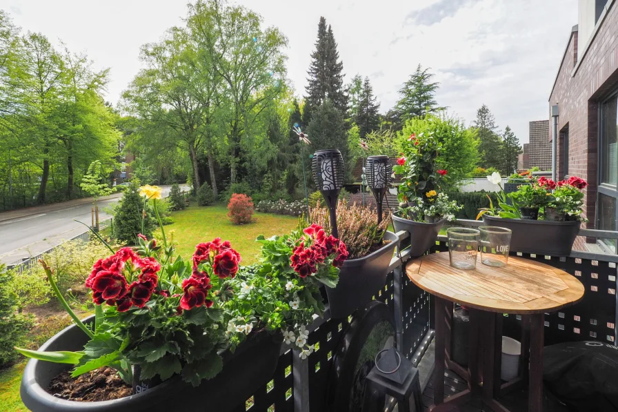 Balkon mit Blick ins Grüne