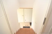 Treppe vom Flur zum Wohnbereich