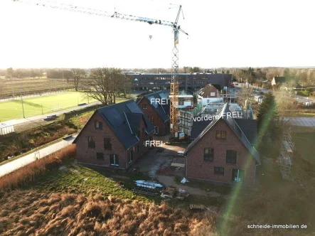  - Haus mieten in Hamburg -  *Neubau/Erstbezug* Familienfreundliche gelegene 5-Zimmer-Doppelhaushäfte mit Terrasse und Garten